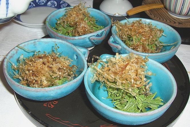 Au Japon, on mange du thé vert