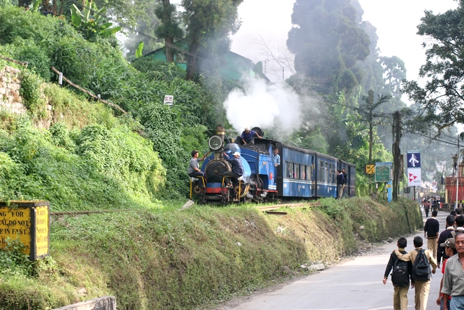 Le train de Darjeeling nécessite un effectif important