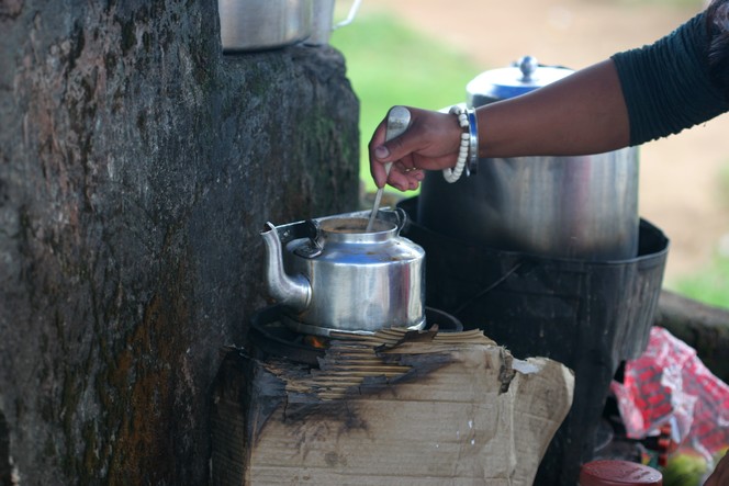 Réchauffez-vous avec une tasse de thé relaxant, hydratant